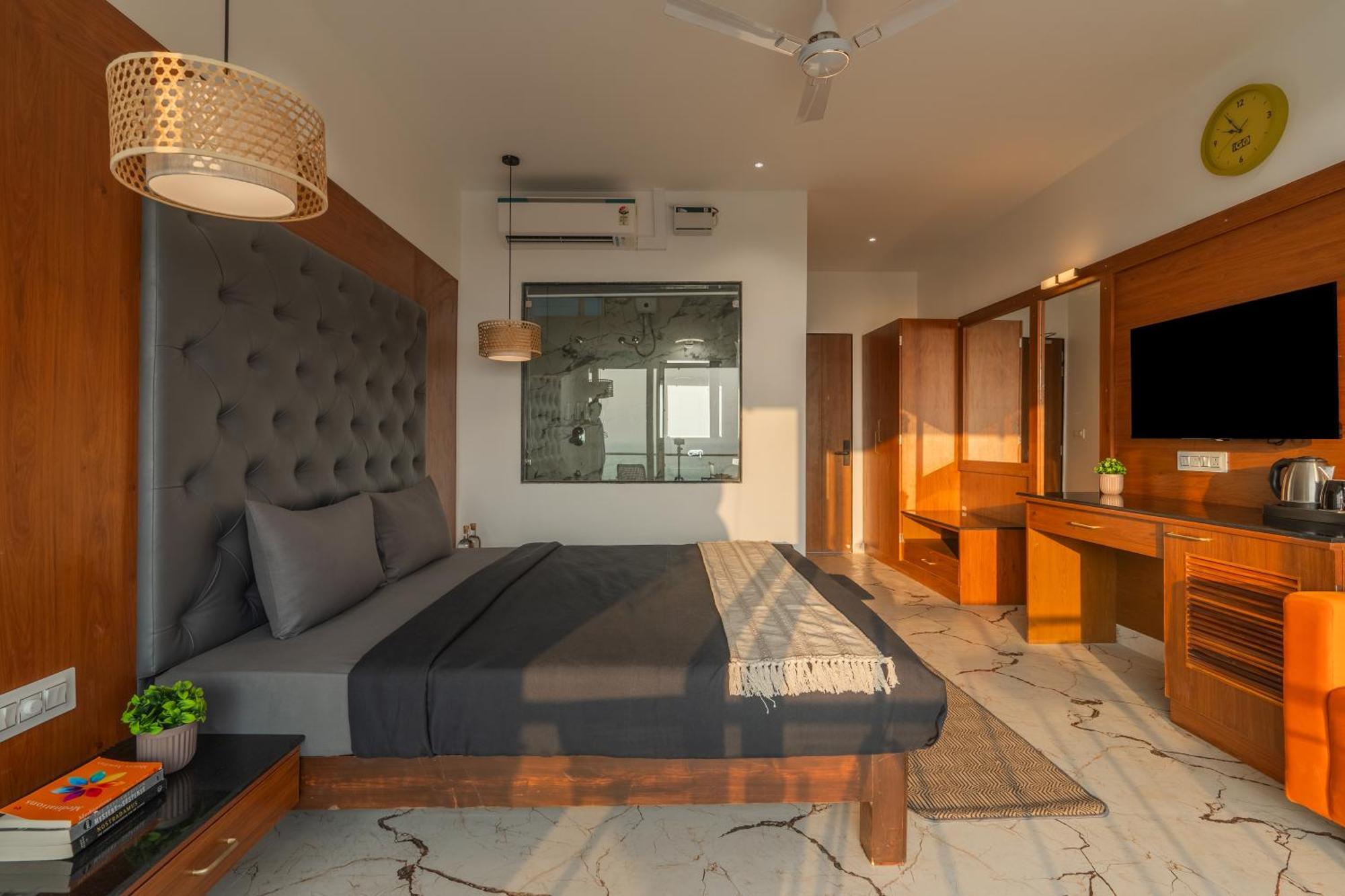 The Hosteller Goa, マンドレム エクステリア 写真